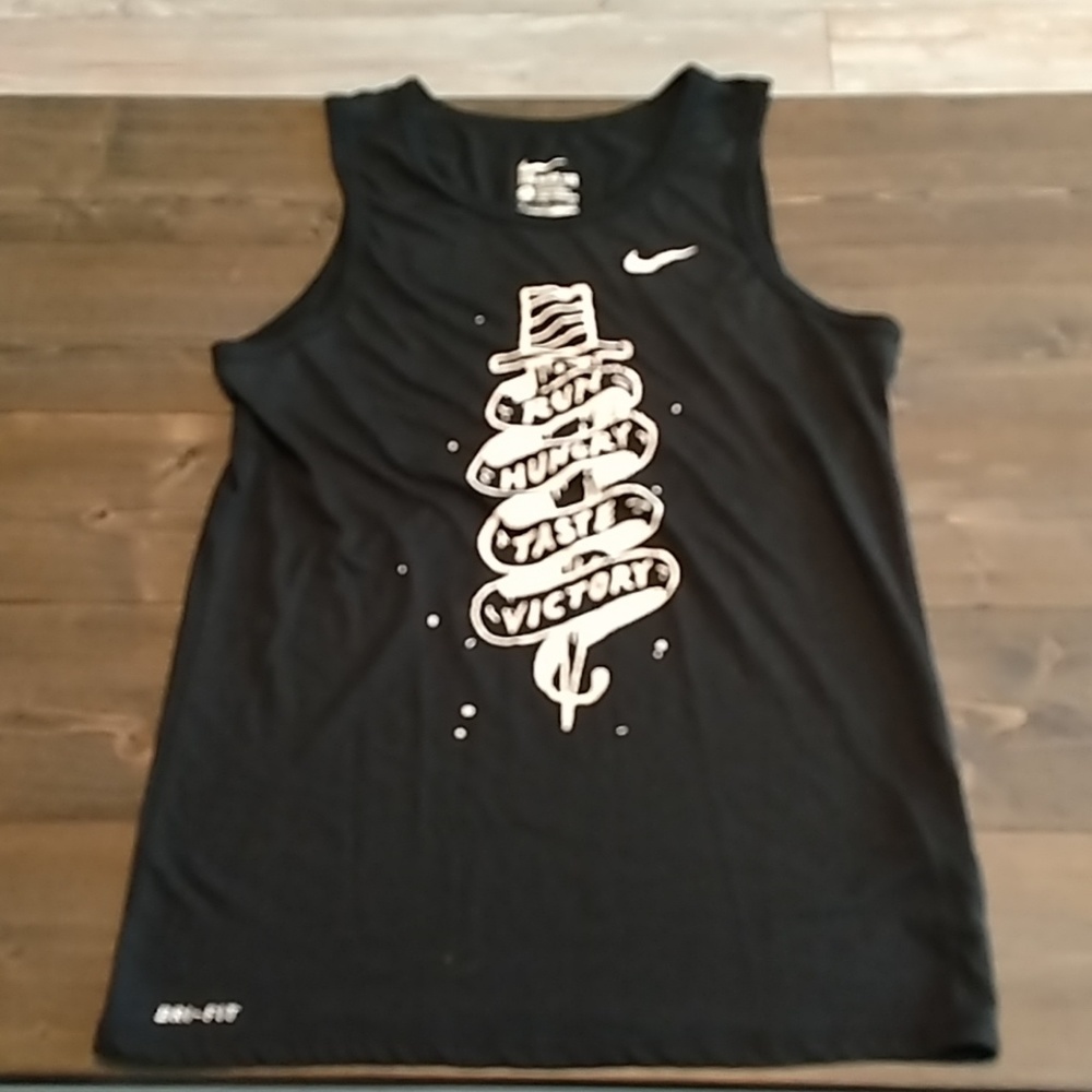 Nike run tank top athletic fit